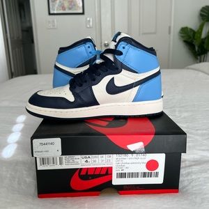 Air Jordan 1 Retro High OG Obsidian